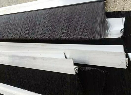 環(huán)冷機(jī)臺車密封裝置類型和特點